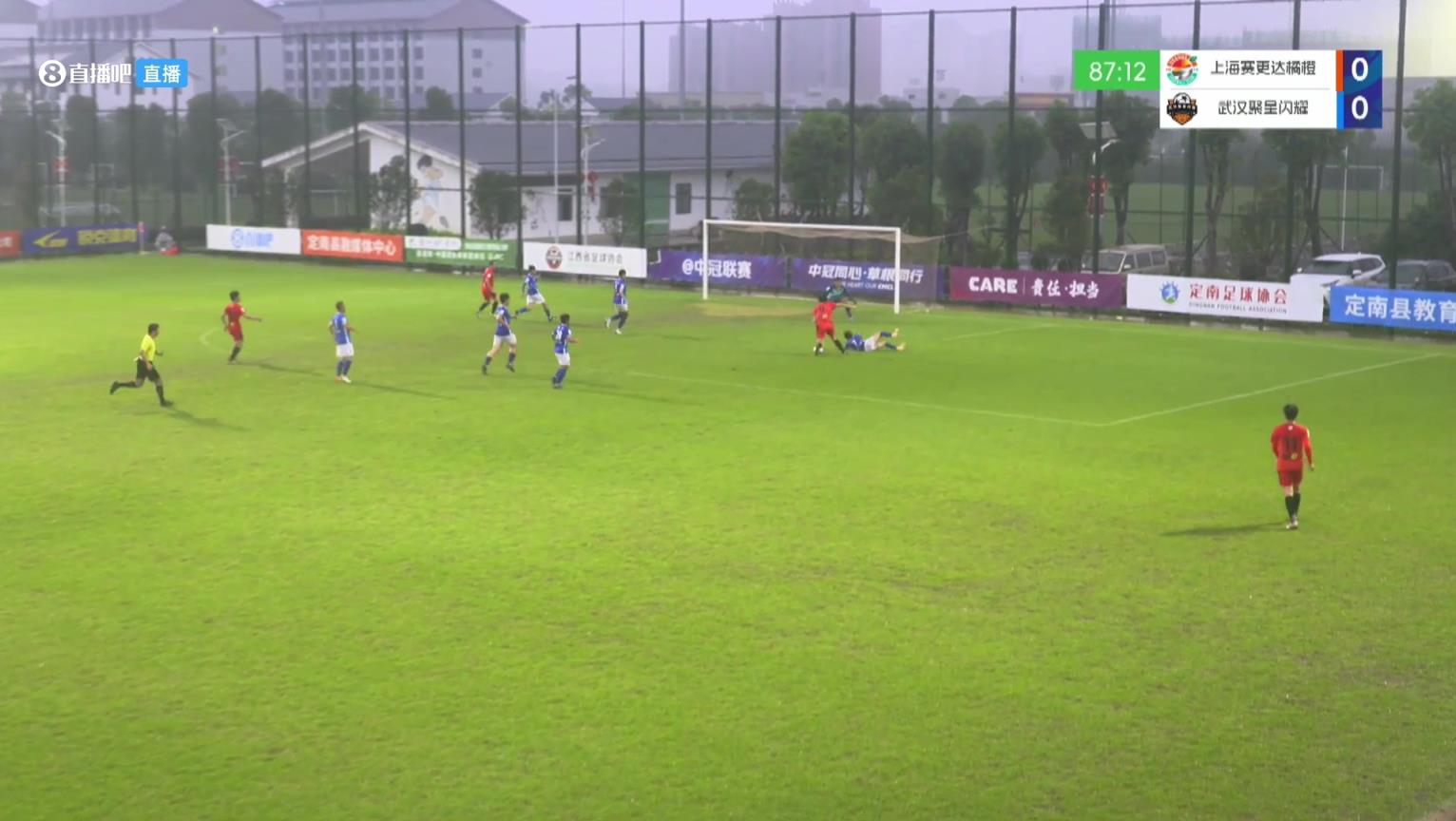 員工瘋狂助攻老板！58歲老板朱駿中冠替補完成絕殺