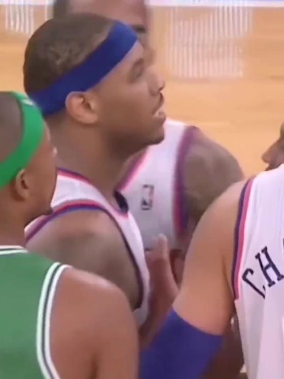 社會(huì)瓜！當(dāng)年安東尼與加內(nèi)特發(fā)生沖突，賽后瓜哥帶人堵綠軍大巴